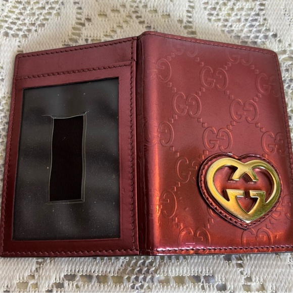 Gucci Pink Metallic Leather Wallet - Picture 2 of 7